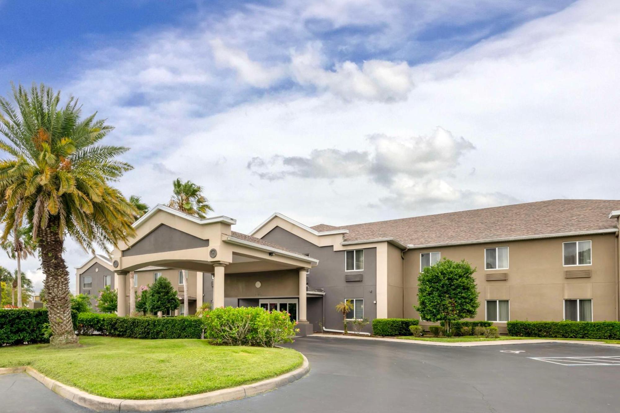 Best Western Edgewater Inn Bagian luar foto